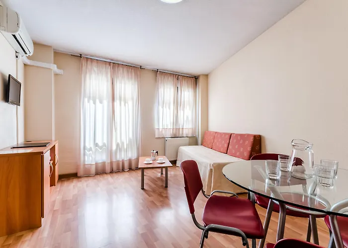 Jch Congreso דירה *